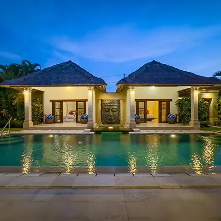 Villa Bugis Drupadi Seminyak Room photo
