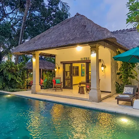 Villa Bugis Drupadi Seminyak Room photo
