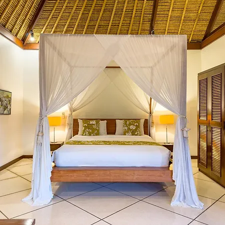Villa Bugis Drupadi Seminyak Room photo
