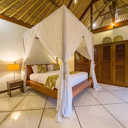 Villa Bugis Drupadi Seminyak Room photo