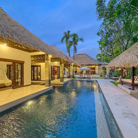 Villa Bugis Drupadi Seminyak Room photo