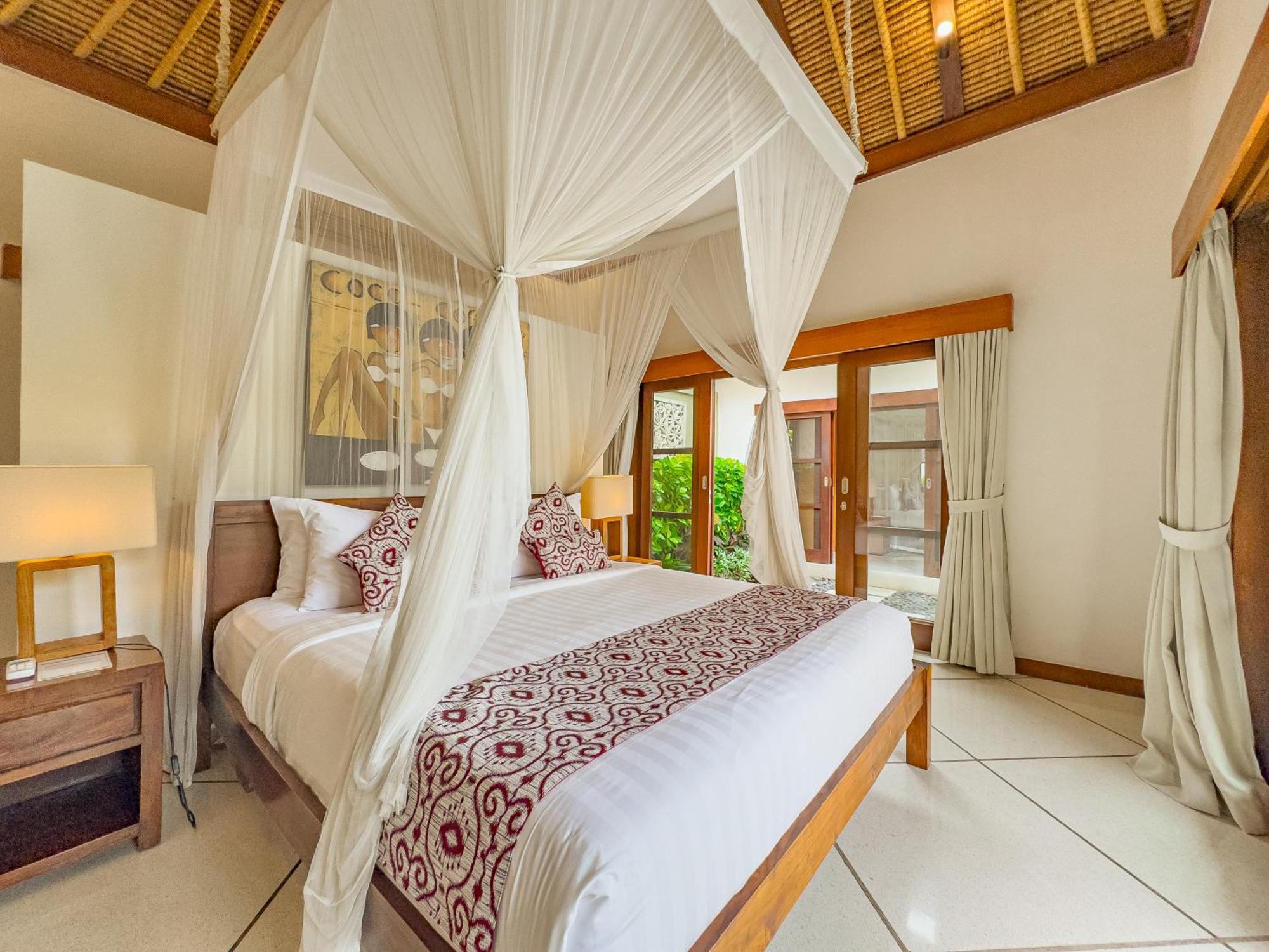 विला Bugis Drupadi Seminyak (Bali)
