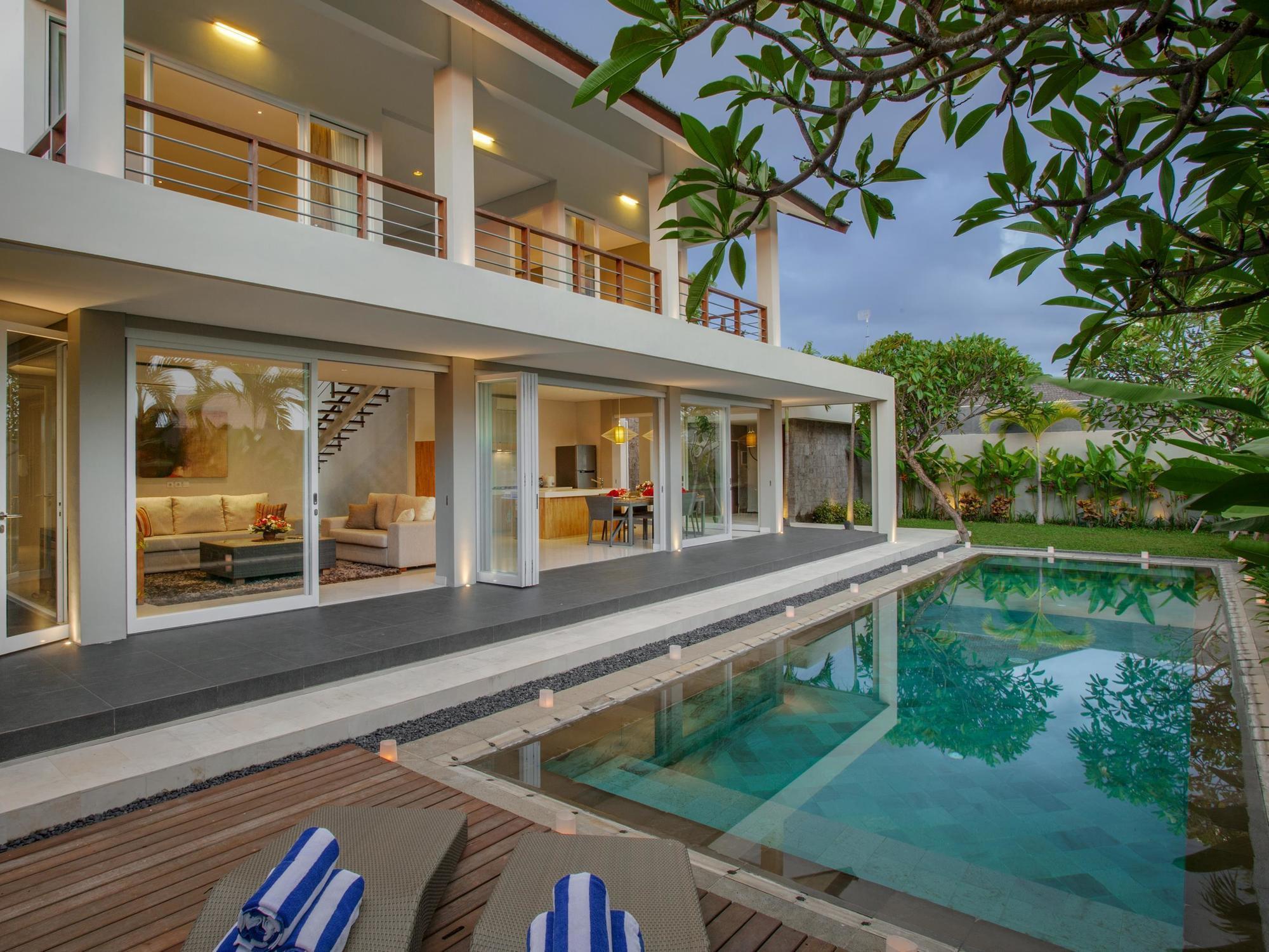 Bugis Drupadi Villa Seminyak (Bali)